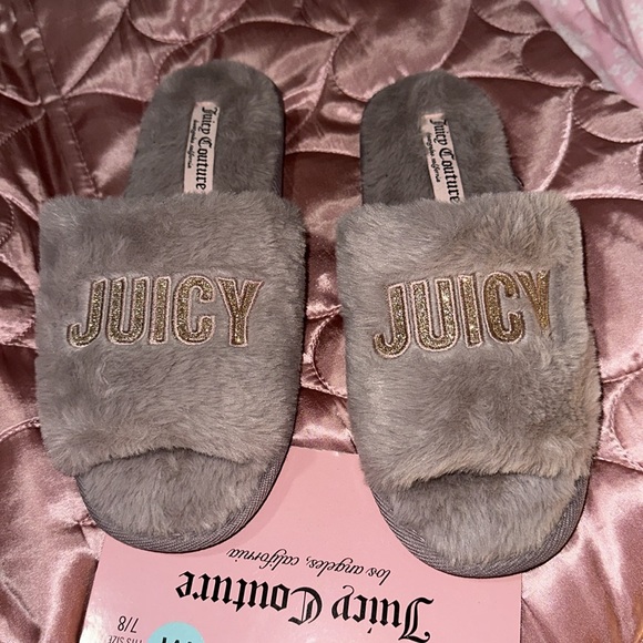 Juicy Couture Faux Fur Slippers - Picture 2 of 3